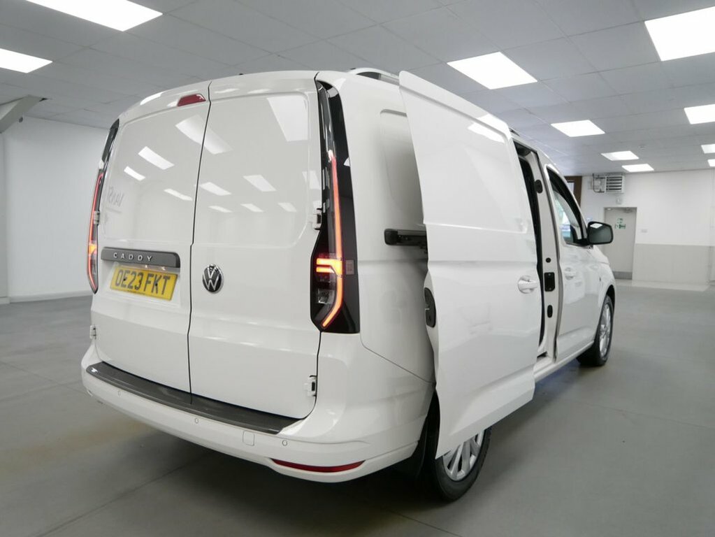Volkswagen Caddy Maxi 2.0 Tdi 122Ps Commerce Pro Van Dsg Silver #28