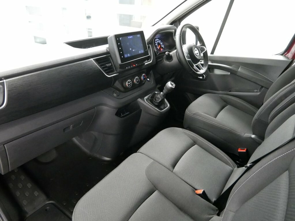 Nissan Primastar 2.0 Dci 30 Tekna White #19