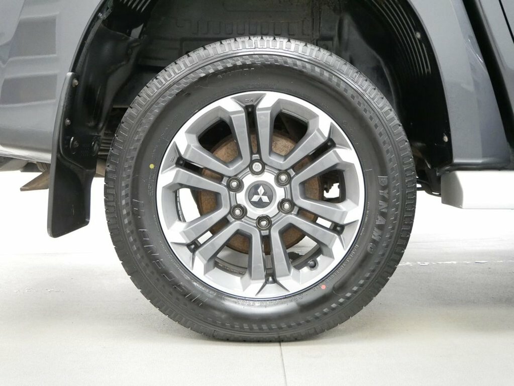 Mitsubishi L200 Di-d Dc Trojan Pickup White #24