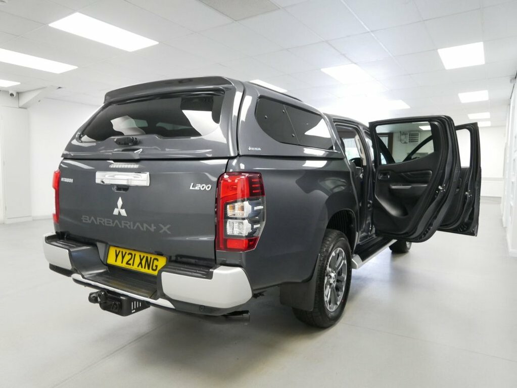 Mitsubishi L200 Di-d Dc Trojan Pickup White #28