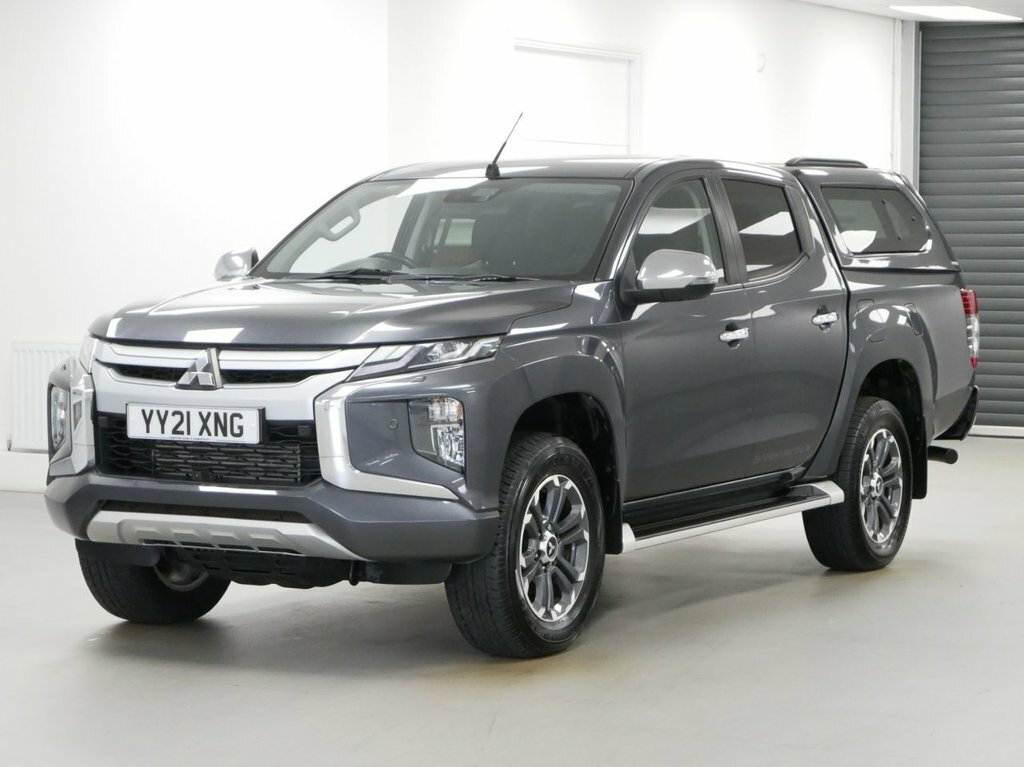 Mitsubishi L200 2.3L 2.2 Di-d Dc Barbarian X Pickup Double Cab Grey