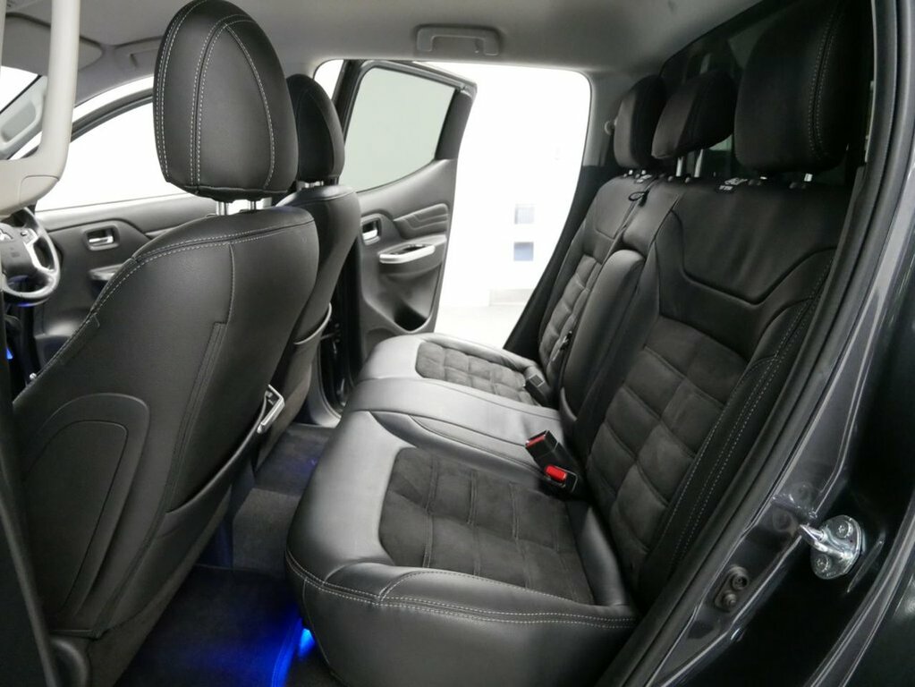 Mitsubishi L200 Di-d Dc Trojan Pickup White #30
