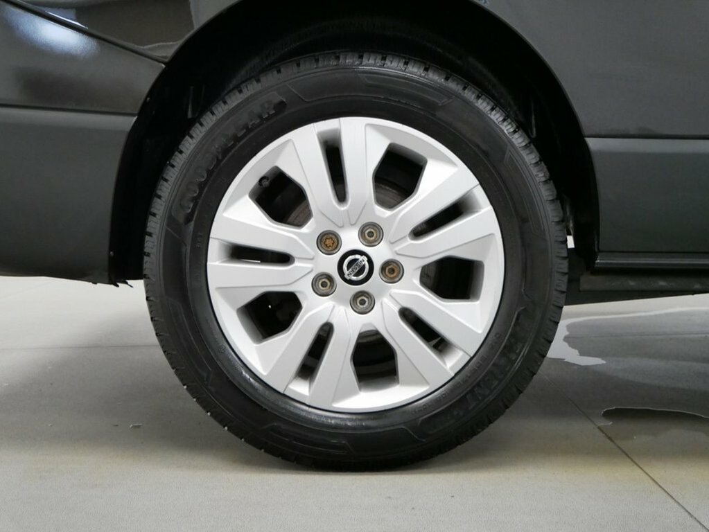 Nissan Primastar 2L Tekna White #23