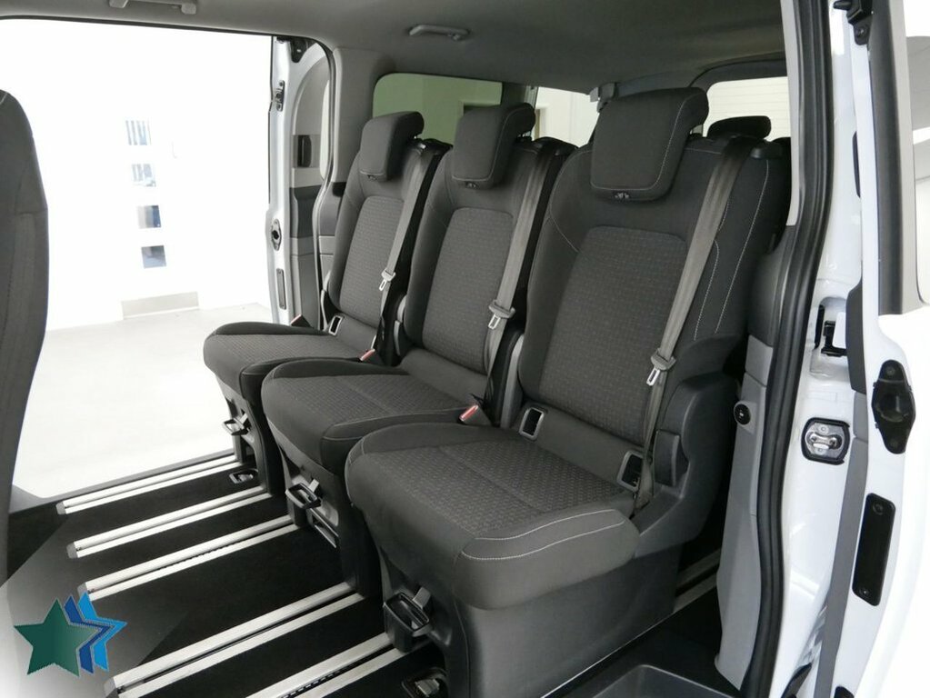 Ford Tourneo Custom 2L 2.0 320 Ecoblue Zetec Minibus Double Cab Di White #5