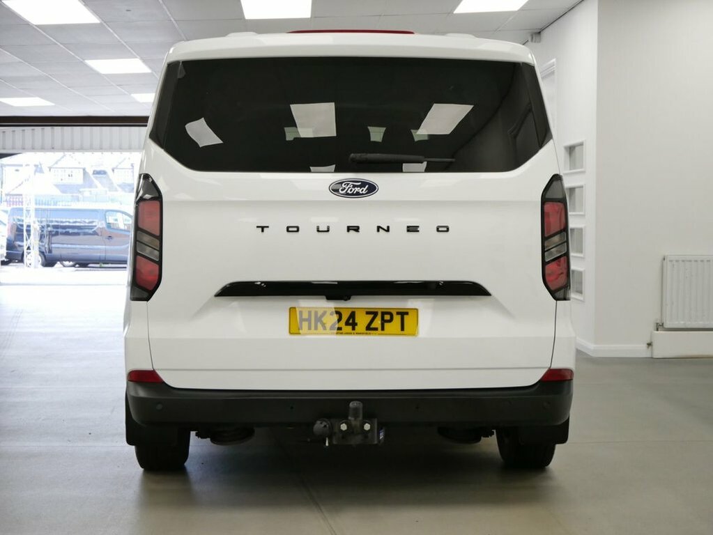 Ford Tourneo Custom L2 Titanium Red #13