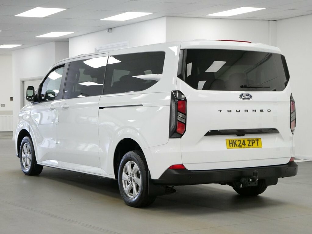 Ford Tourneo Custom L2 Titanium Red #12