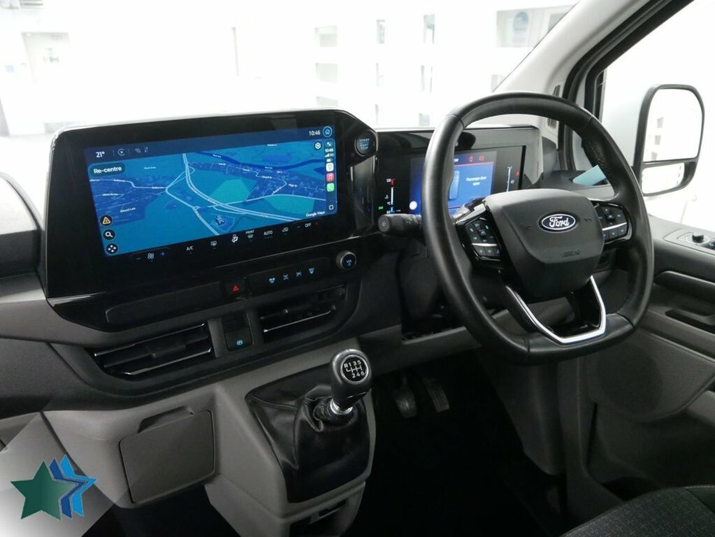 Ford Tourneo Custom 2L 2.0 320 Ecoblue Zetec Minibus Double Cab Di White #2