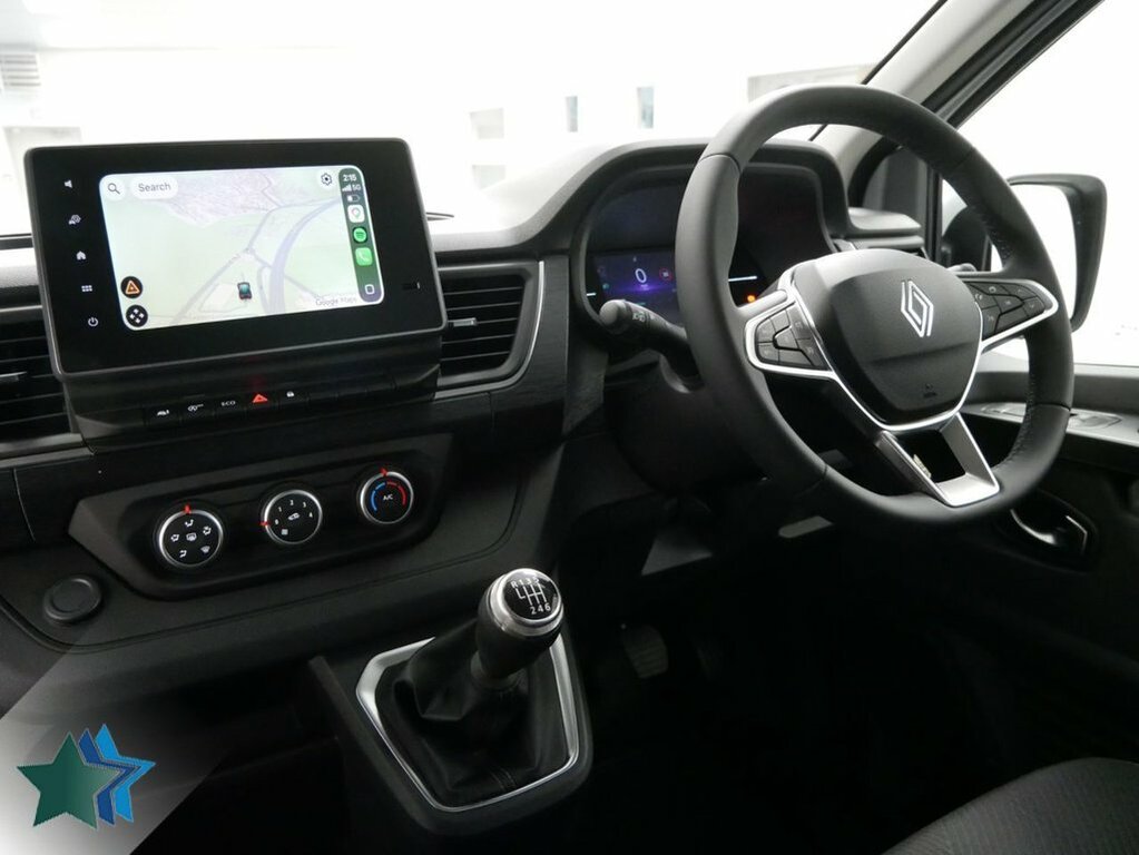 Renault Trafic Mpv White #4