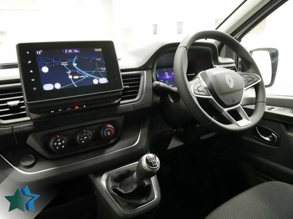 Renault Trafic Mpv White #4