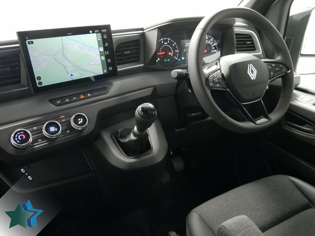 Renault Master Diesel White #2