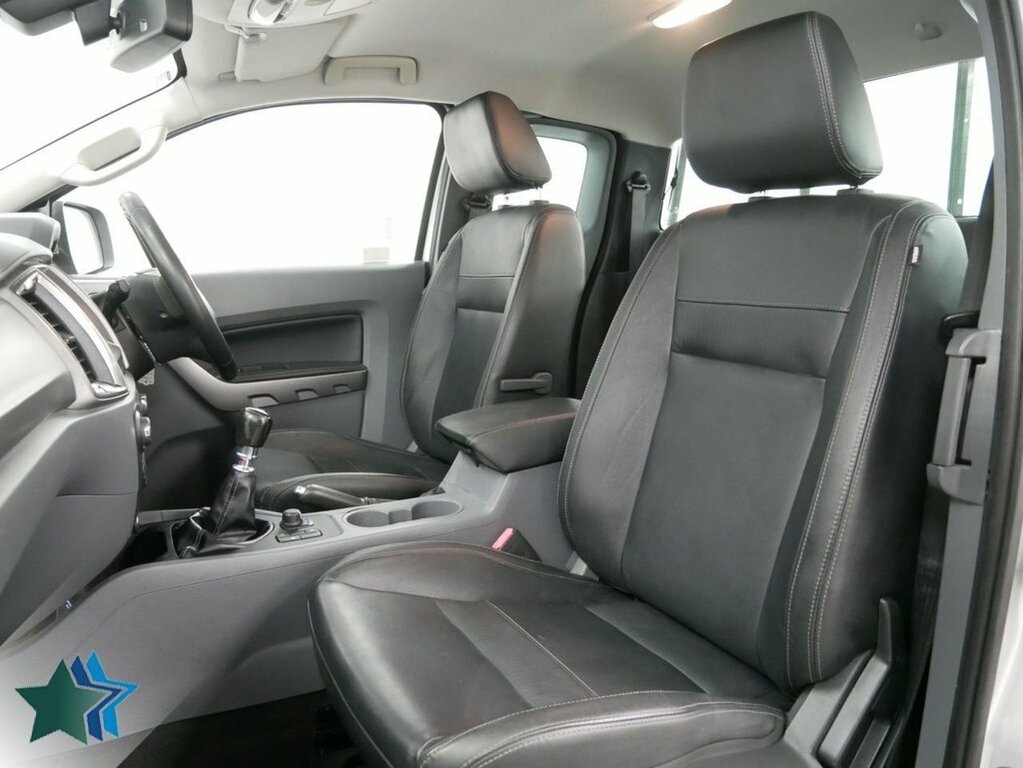 Ford Ranger 2.2L Tdci Limited Super Pickup Extended Cab Di Silver #4