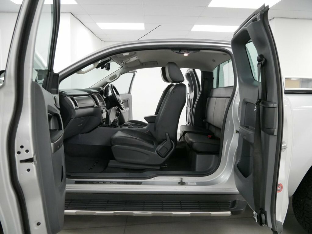 Ford Ranger 3.2 Tdci Wildtrak Pickup Double Cab Aut White #30
