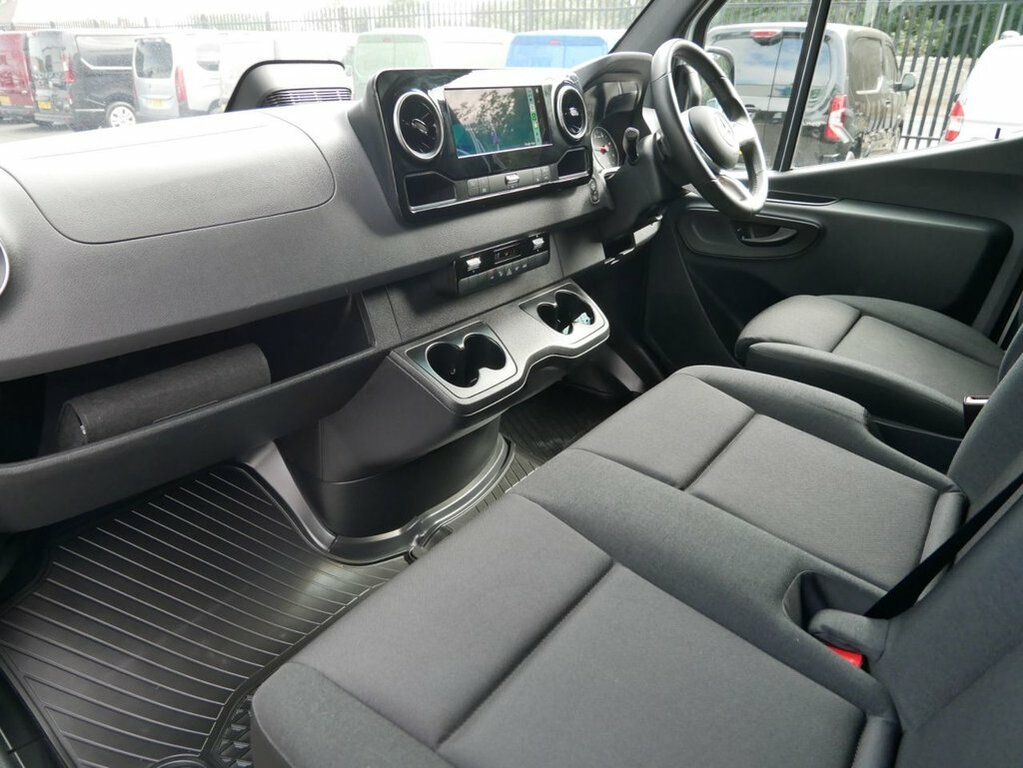 Mercedes-Benz Sprinter Sprinter 3.5T H1 Progressive Van 9G-tronic White #21