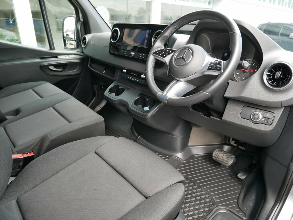 Mercedes-Benz Sprinter Sprinter 3.5T H1 Progressive Van 9G-tronic White #14