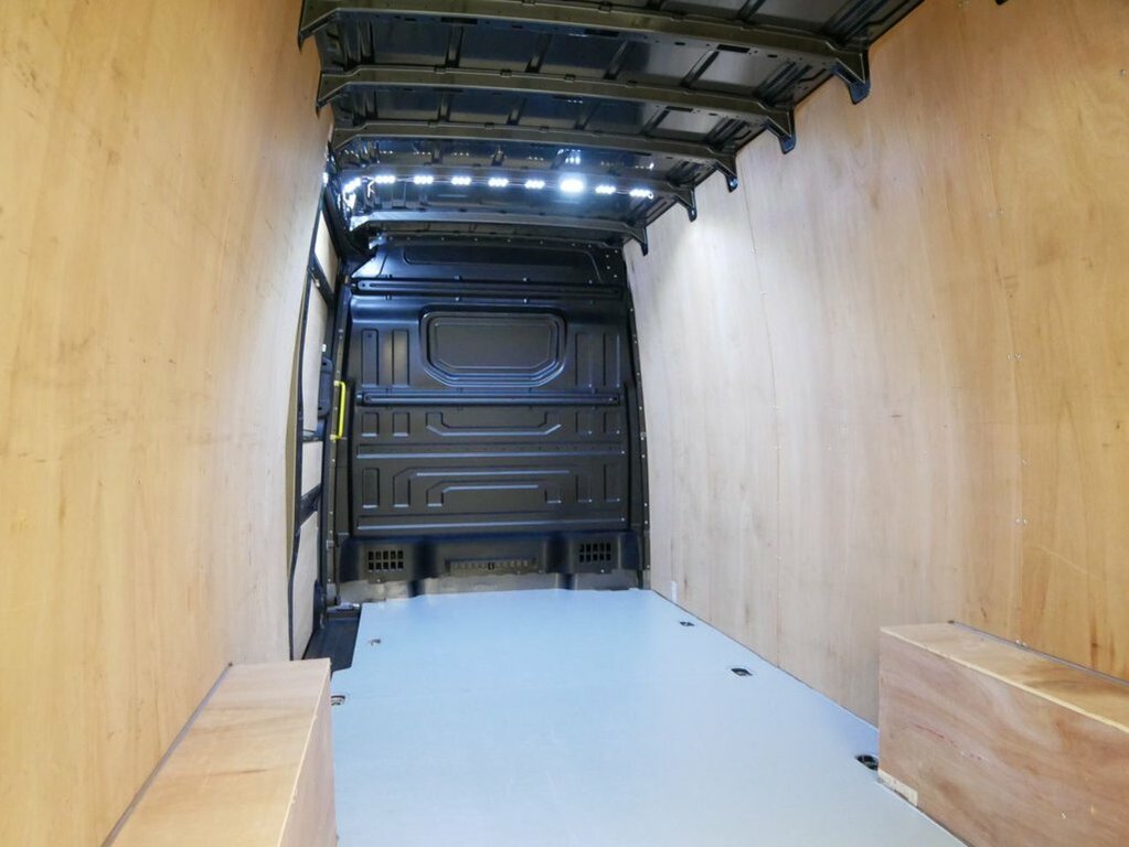 Volkswagen Crafter 2.0 Tdi Cr35 Trendline Panel Van White #27