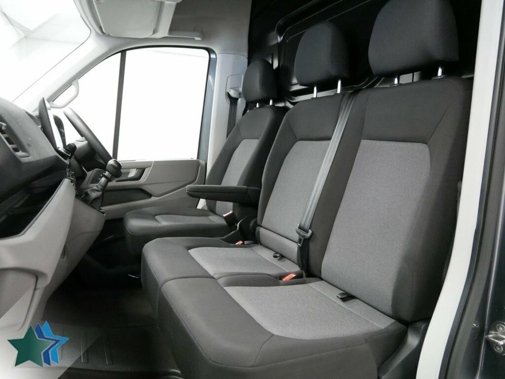 Volkswagen Crafter 2L 2.0 Tdi Cr35 Commerce Plus Panel Van Grey #5