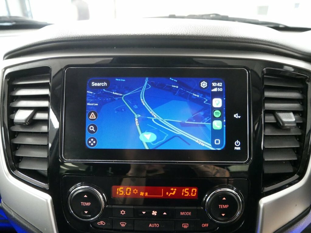 Mitsubishi L200 D-cab Di-d 150 Barbarian X 4Wd Blue #15