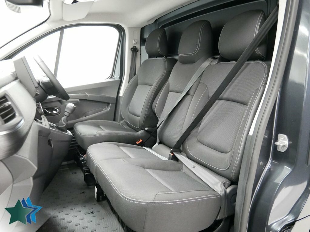 Renault Trafic Mpv Grey #3