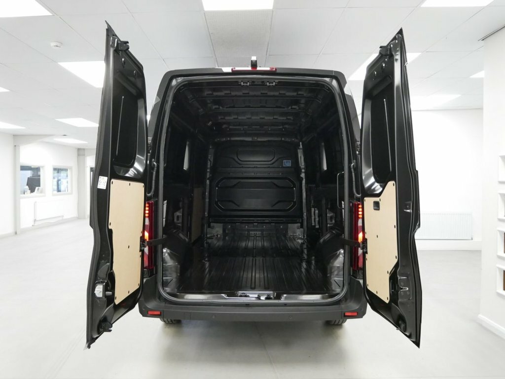 Renault Master Mpv Black #5