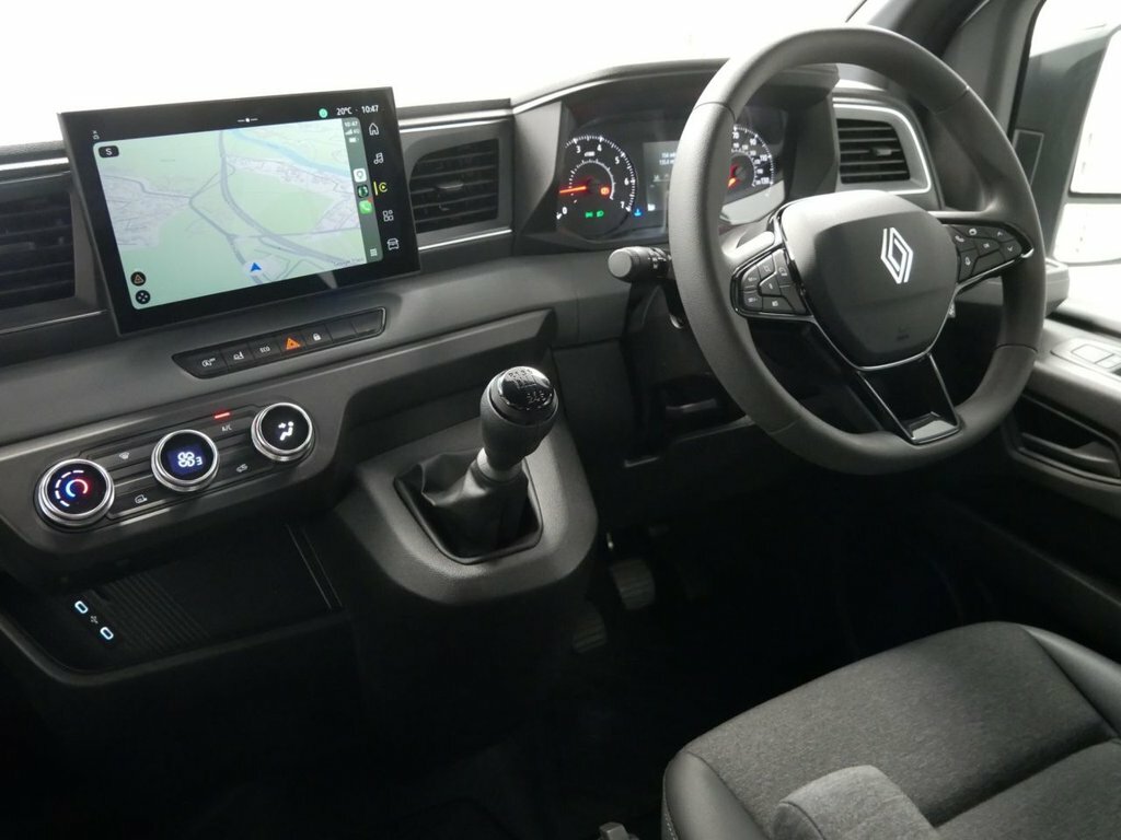 Renault Master Diesel White #2