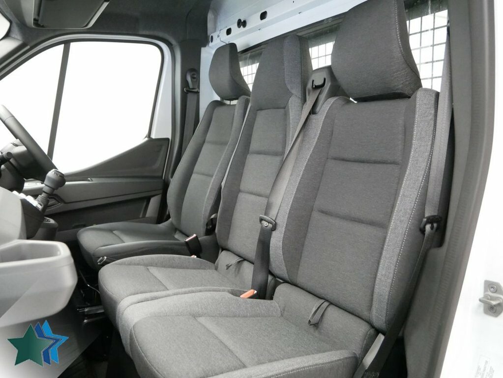 Renault Master Diesel White #4