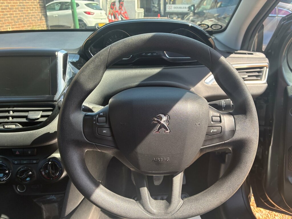 Peugeot 208 1.2 Vti Puretech Active Hatchback Manua Grey #6