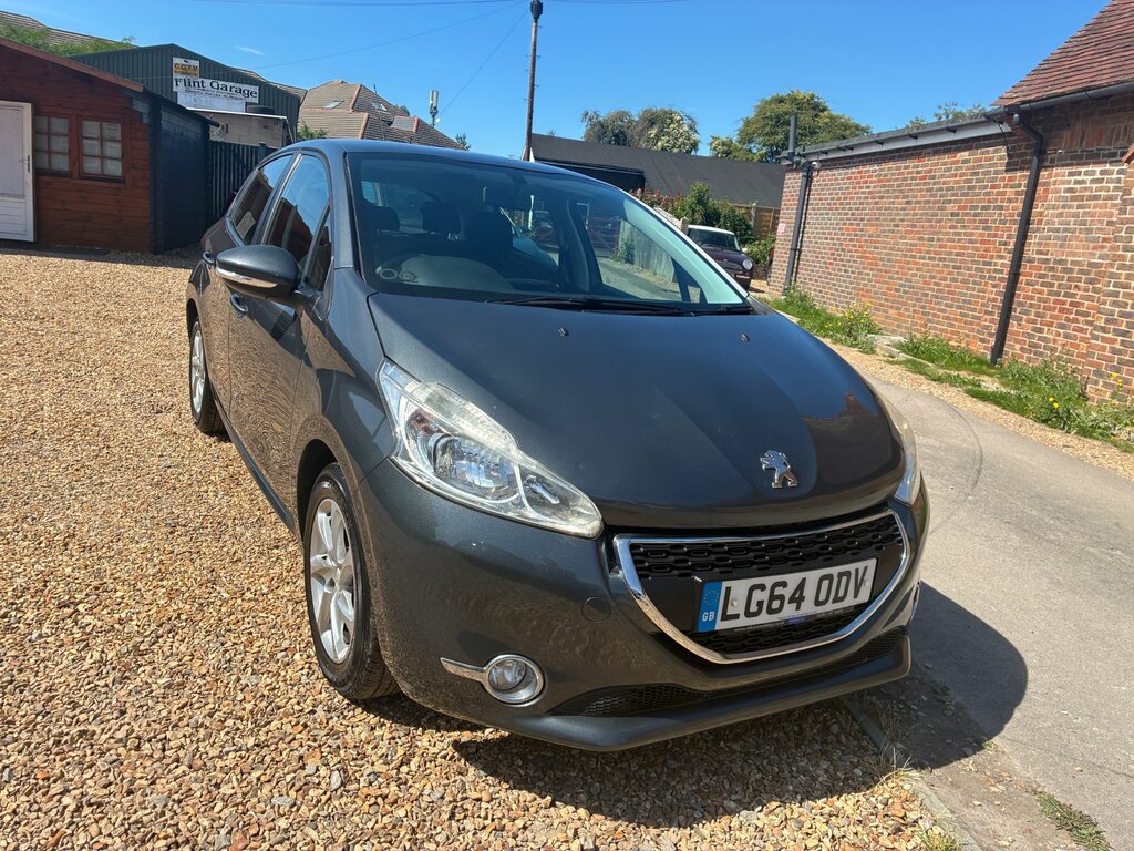 Peugeot 208 1.2 Vti Puretech Active Hatchback Manua Grey