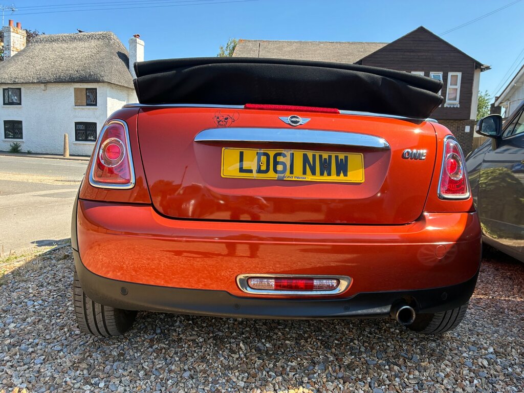 Mini Convertible 1.6 One Convertible Euro 5 98 P Orange #3
