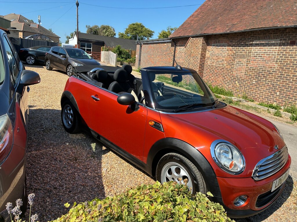 Mini Convertible 1.6 One Convertible Euro 5 98 P Orange