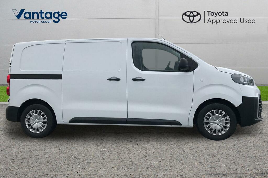 Toyota PROACE 1.5D Icon Medium Panel Van 6Dr Mwb E PJ75XJV White #2
