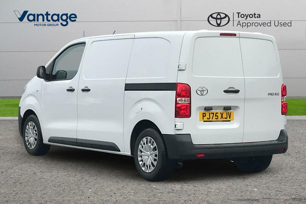 Toyota PROACE 1.5D Icon Medium Panel Van 6Dr Mwb E PJ75XJV White #5