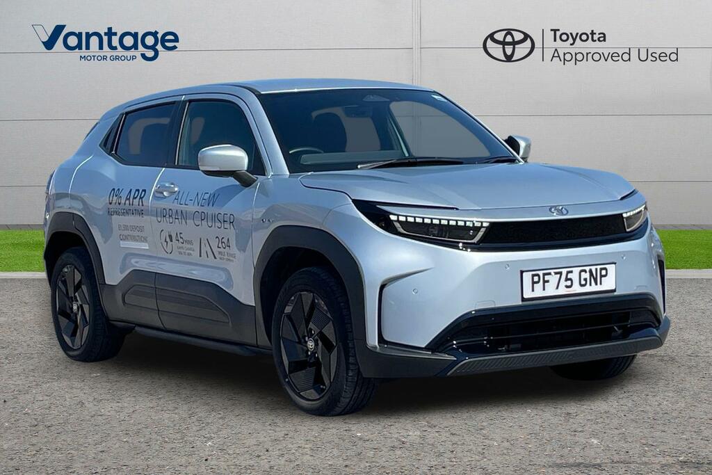 Toyota Urban Cruiser 61Kwh Design Silver