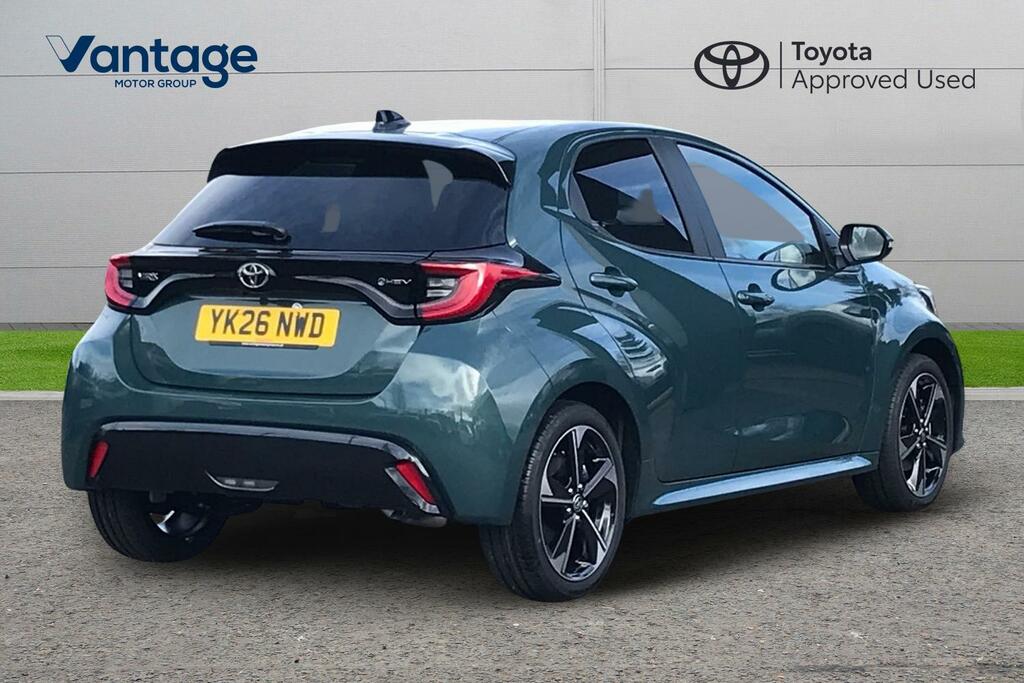 Toyota Yaris 1.5 Vvt-h Excel E-cvt Euro 6 Ss YK26NWD Green #3