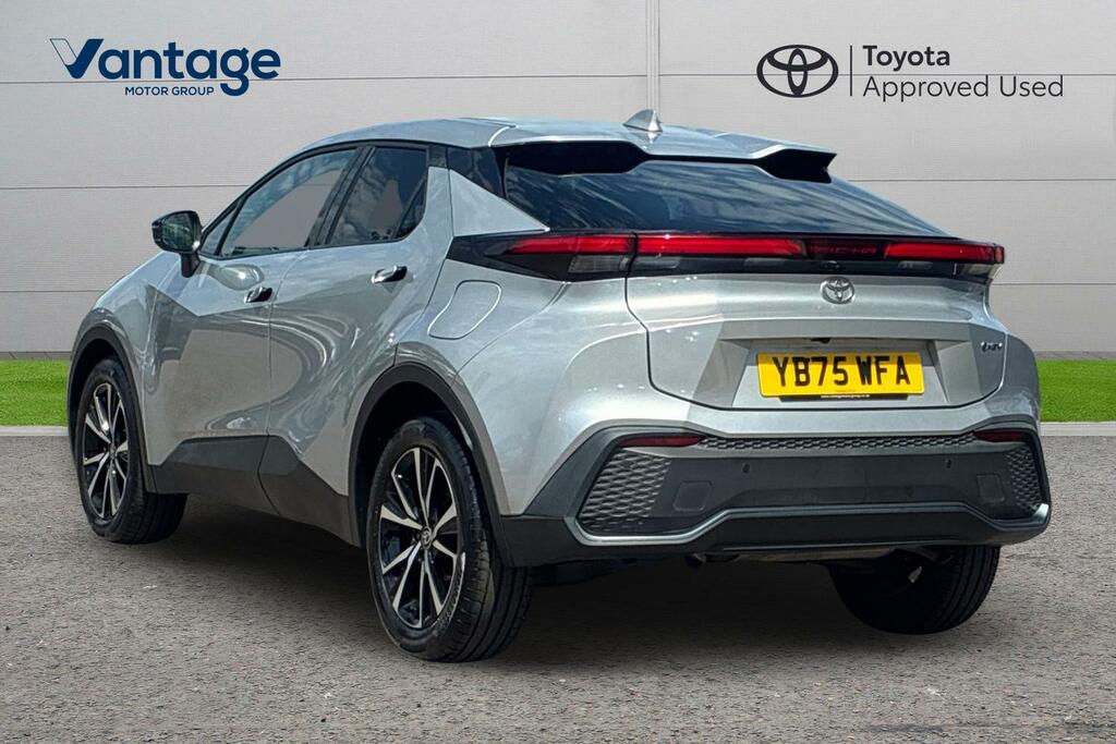 Toyota C-Hr 1.8 Vvt-h Design Cvt Euro 6 Ss YB75WFA Silver #4