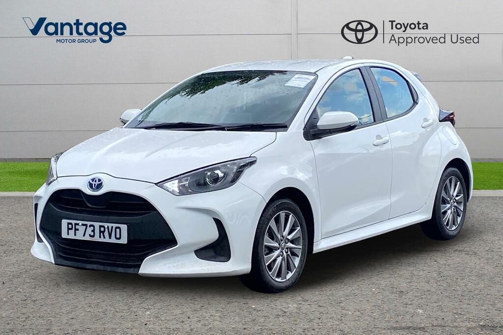Toyota Yaris 1.5 Vvt-h Icon E-cvt Euro 6 Ss PF73RVO White #3
