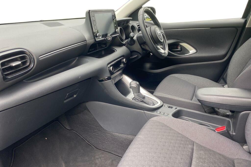 Toyota Yaris 1.5 Vvt-h Design E-cvt Euro 6 Ss PF73NUV Black #5