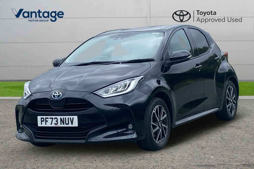 Toyota Yaris 1.5 Vvt-h Design E-cvt Euro 6 Ss PF73NUV Black #3