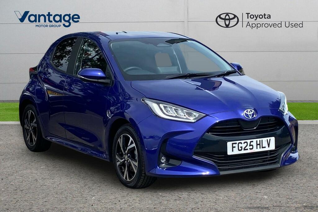 Toyota Yaris 1.5 Vvt-h Design E-cvt Euro 6 Ss Blue