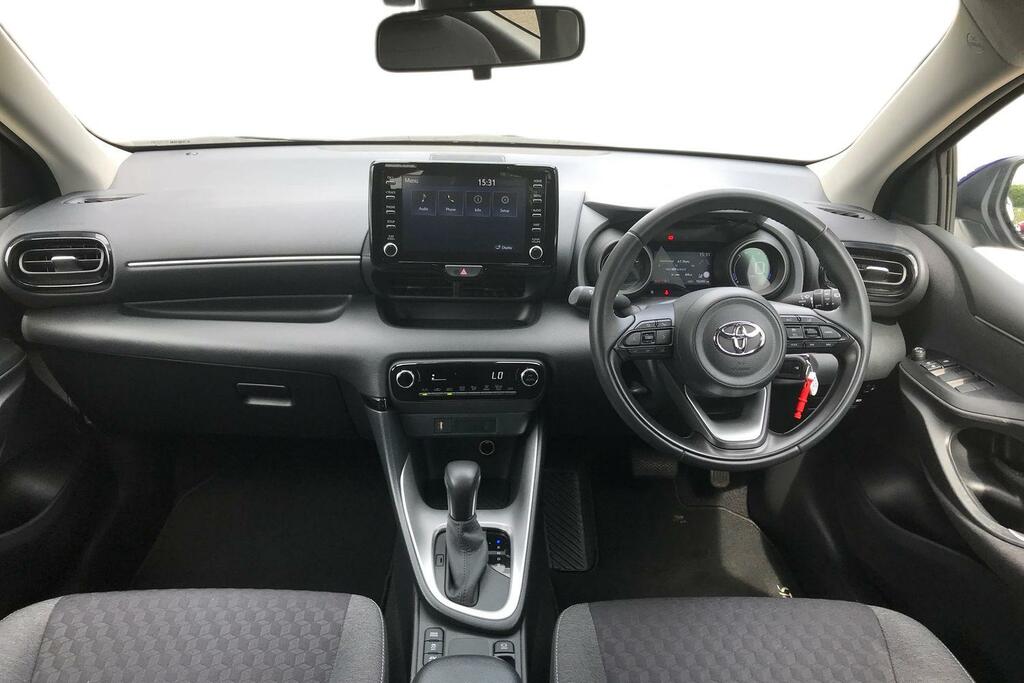 Toyota Yaris 1.5 Vvt-h Design E-cvt Euro 6 Ss PK73AVG Blue #6