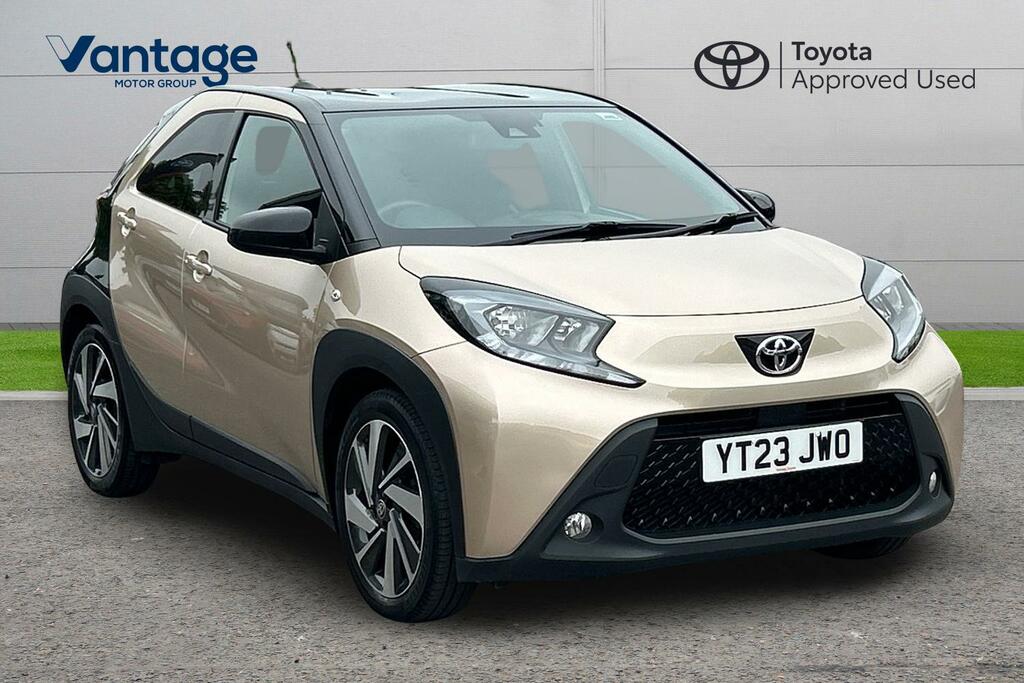 Toyota Aygo X 1.0 Vvt-i Edge Euro 6 Ss Beige
