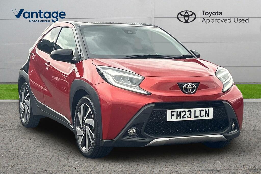 Toyota Aygo X 1.0 Vvt-i Exclusive X-shift Euro 6 Ss Red