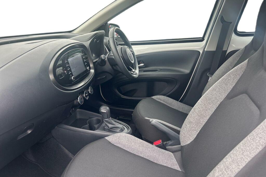 Toyota Aygo X 1.0 Vvt-i Pure X-shift Euro 6 Ss PJ73BOH White #5