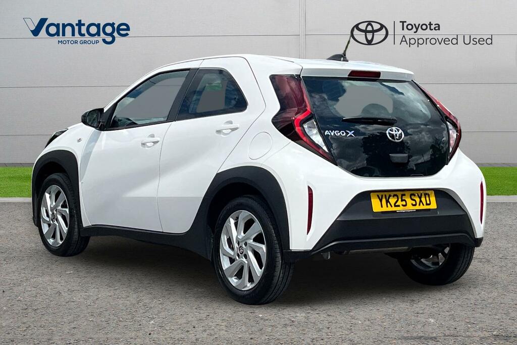 Toyota Aygo X 1.0 Vvt-i Pure X-shift Euro 6 Ss YK25SXD White #4