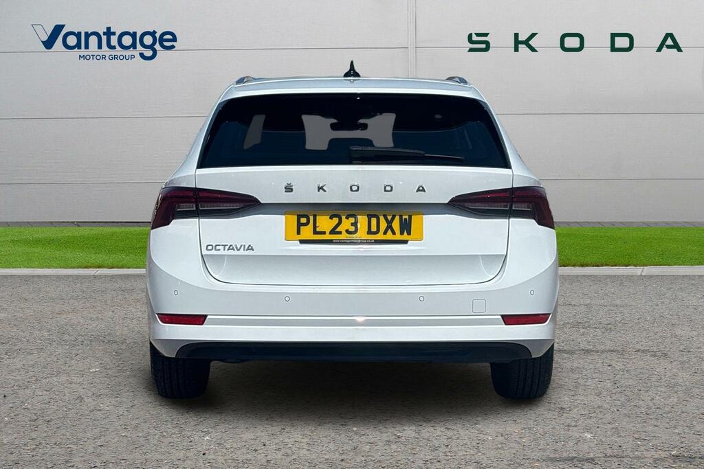 Skoda Octavia 2.0 Tdi 150 Se L Dsg PL23DXW White #4
