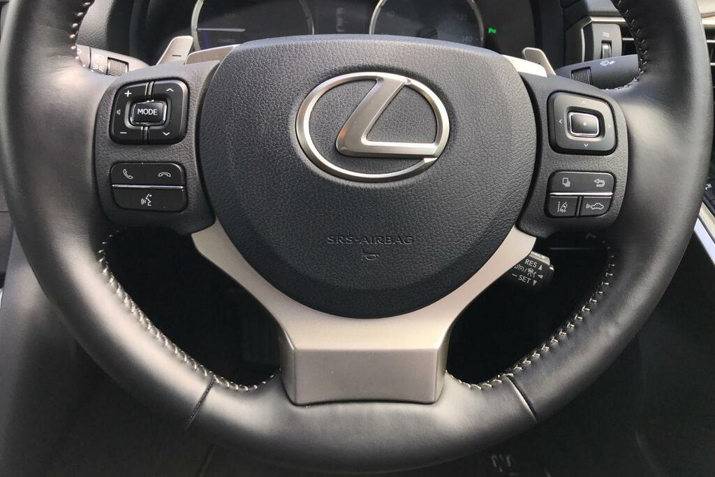 Lexus IS Saloon Brown #11
