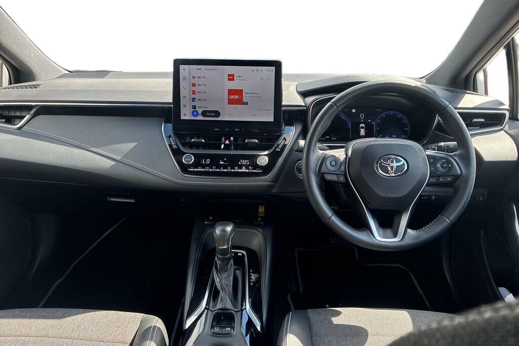 Toyota Corolla 1.8 Vvt-h Design Touring Sports Cvt Euro 6 Ss 5 White #6