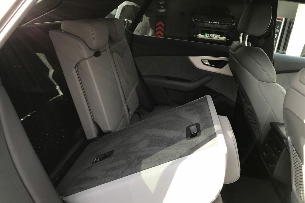 Audi Q8 Audi Estate 50 Tdi Quattro Black Edition Blue #19