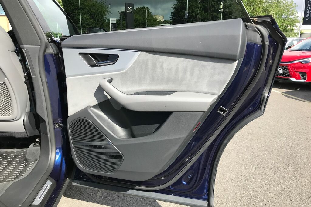 Audi Q8 Audi Estate 50 Tdi Quattro Black Edition Blue #33