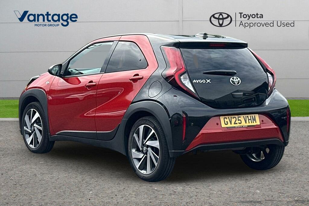 Toyota Aygo X 1.0 Vvt-i Edge Euro 6 Ss GV25VHM Red #4