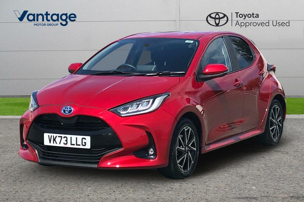 Toyota Yaris 1.5 Vvt-h Design E-cvt Euro 6 Ss VK73LLG Red #3